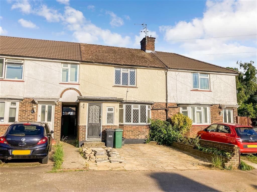 3 bed terraced house for sale in Lyndhurst Road, Reigate, Surrey RH2, £