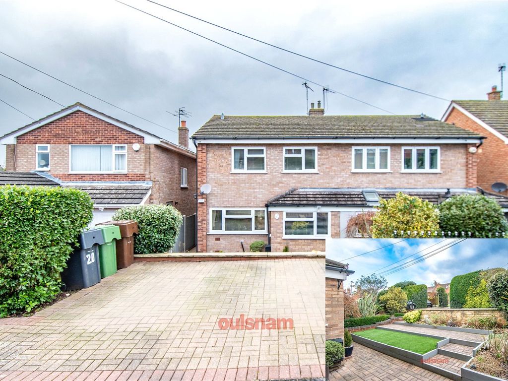 3 bed semidetached house for sale in Central Road, Bromsgrove