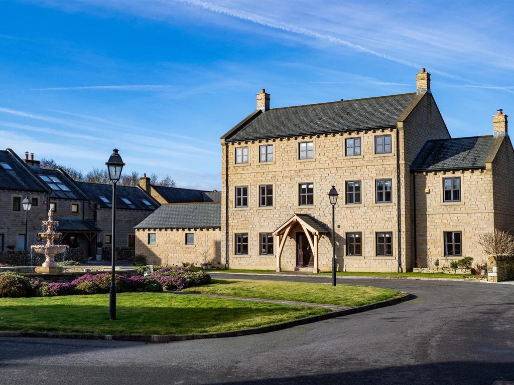 6 bed detached house to rent in Whitley Willows, Lepton, Huddersfield