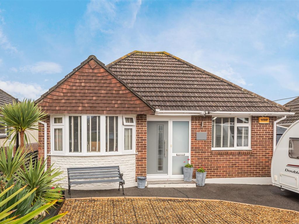 3 bed detached bungalow for sale in Greenfield Road, Charlton Marshall, Blandford Forum DT11, £