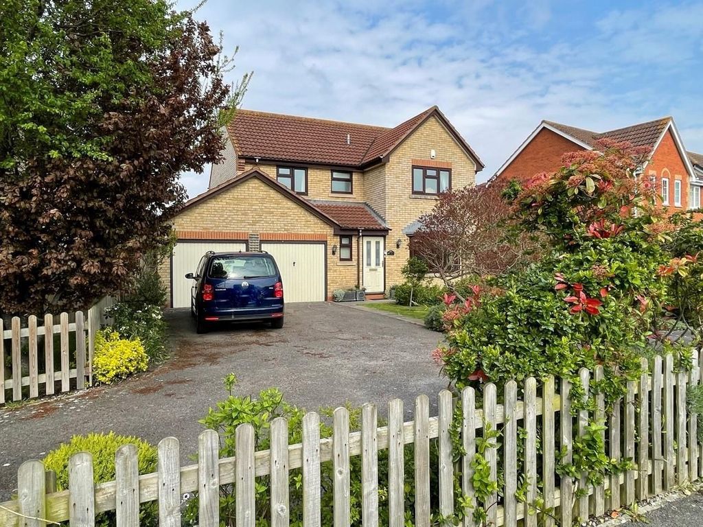 4 bed detached house for sale in Barrie Way, BurnhamOnSea TA8 Zoopla
