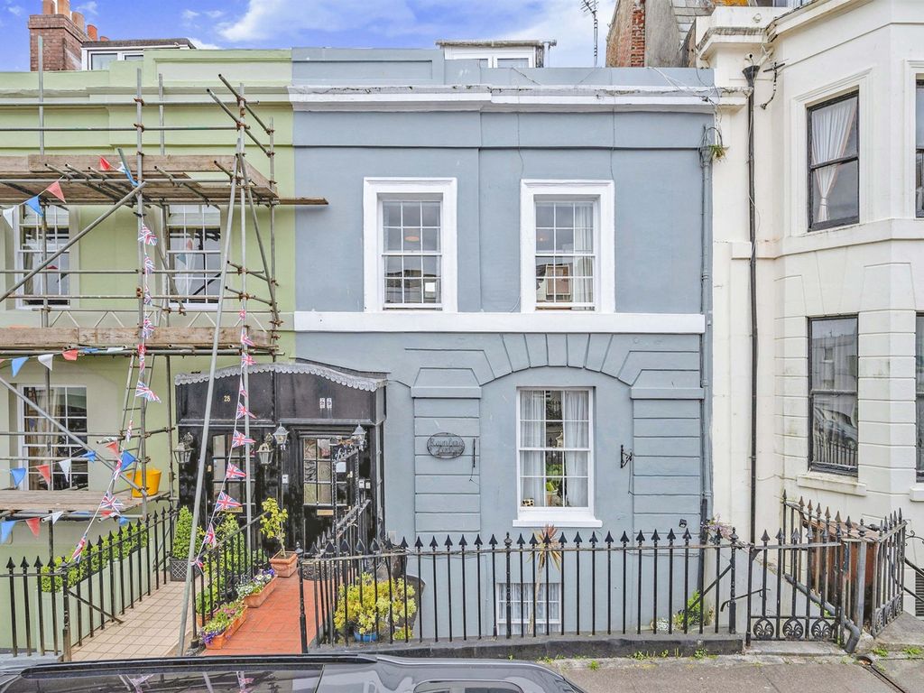 Athenaeum Street, The Hoe, Plymouth PL1  