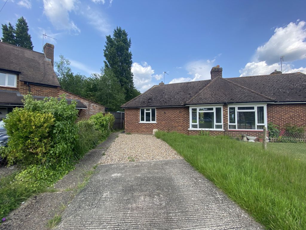 1 bed property for sale in 38 Withycroft, Green, Slough