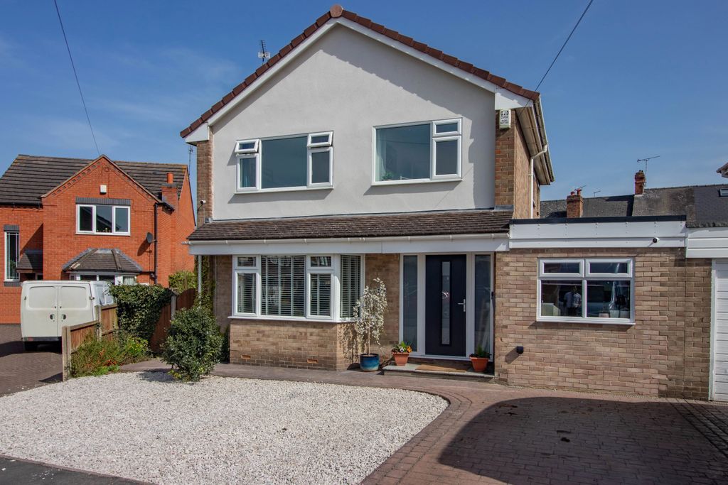 3 bed detached house for sale in Mercia Drive, Willington, Derby DE65