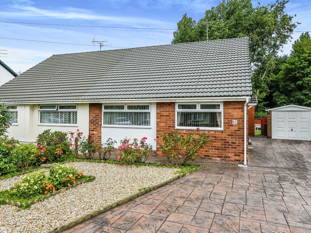 2 bed bungalow for sale in Sefton Drive, Maghull, Liverpool, Merseyside