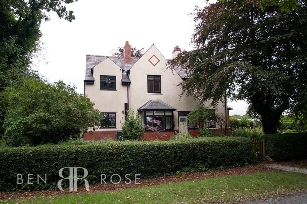 4 bed detached house for sale in Lodge Lane, Farington Moss, Leyland