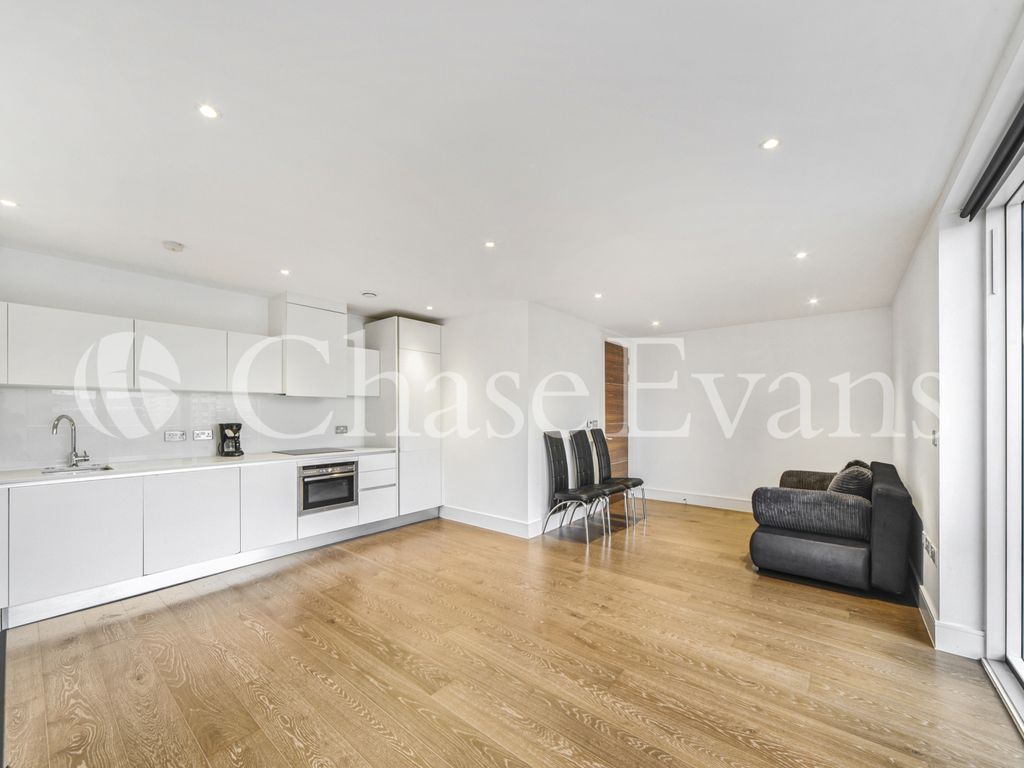 1 bed flat to rent in Wallace Court, Kidbrooke Village, Kidbrooke SE3 Zoopla