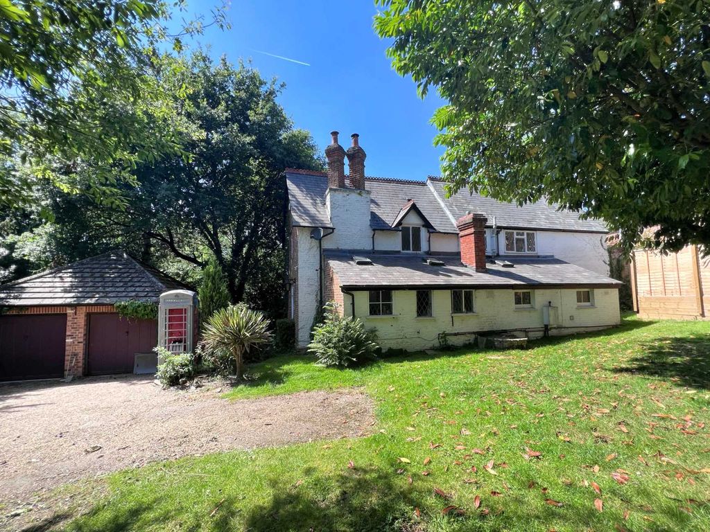 Julius Hill, Warfield RG42  