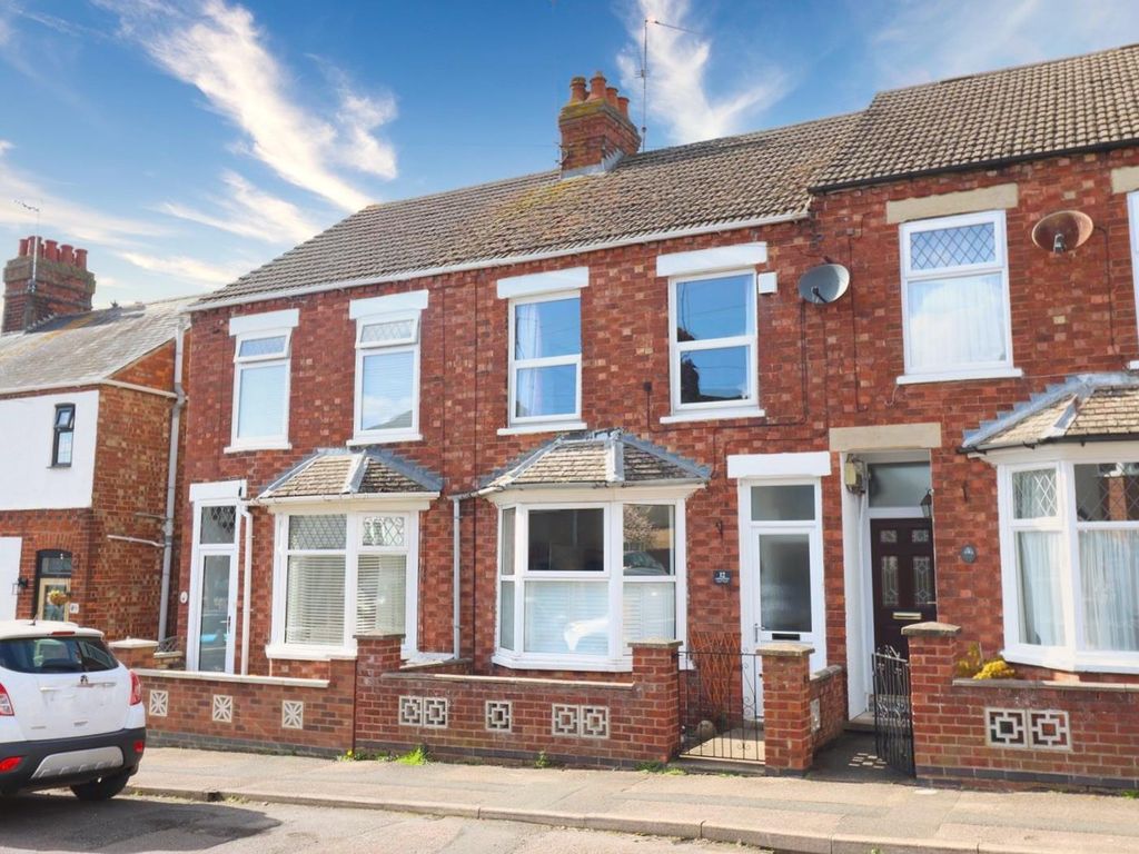 3 bed terraced house for sale in Loatland Street, Desborough