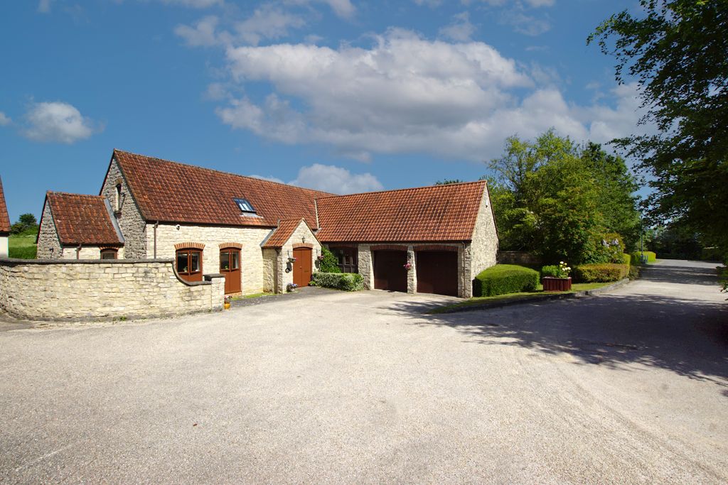 5 bed detached house for sale in Farlands, Pucklechurch, Bristol BS16 Zoopla