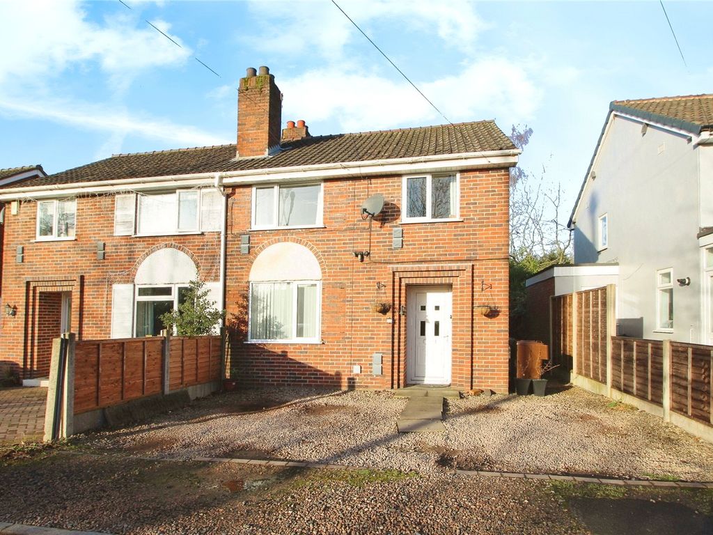 3 bed semidetached house for sale in Birmingham Road, Lickey End, Bromsgrove, Worcestershire