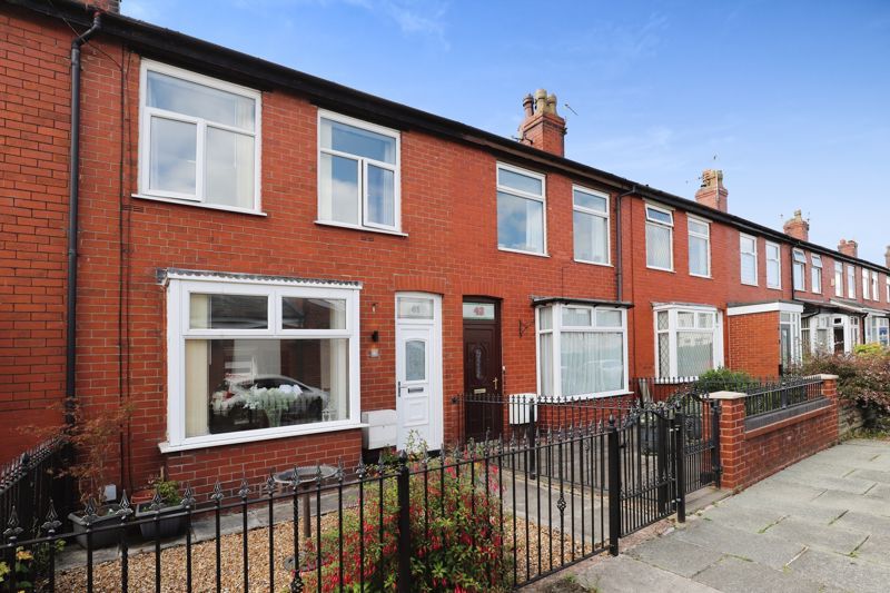 3 bed terraced house for sale in Hillyard Street, Bury BL8, £195,000