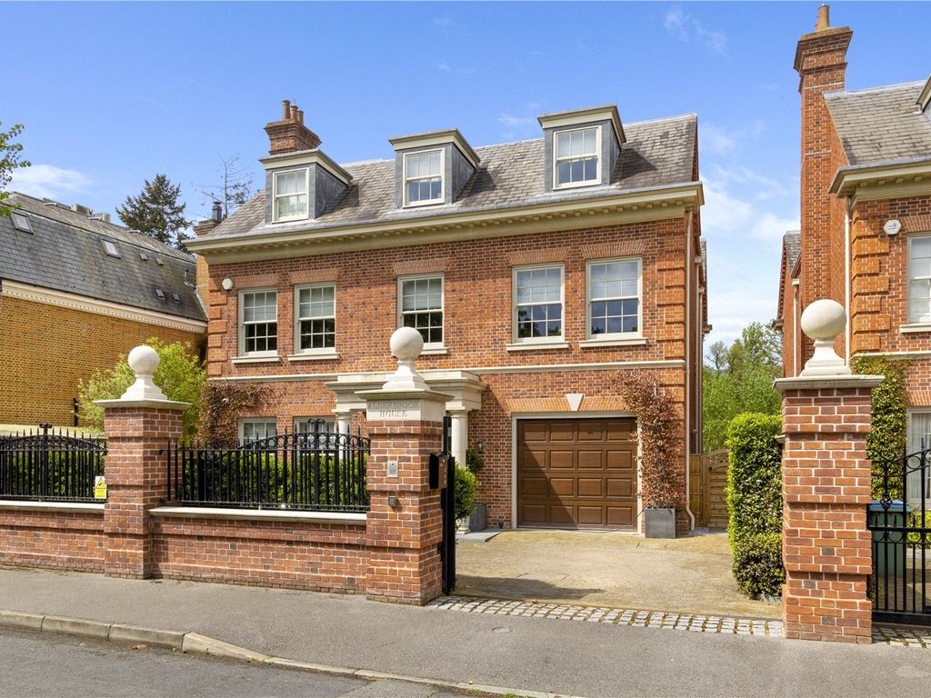6 bed detached house for sale in Mayfield Road, Weybridge KT13 Zoopla
