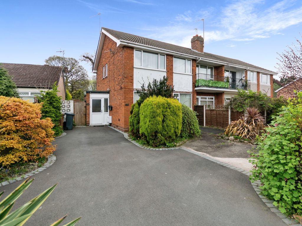 3 bed for sale in Old Lode Lane, Solihull, West Midlands B92
