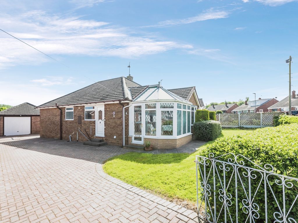 3 bed bungalow for sale in Pendennis Avenue, South Elmsall, Pontefract