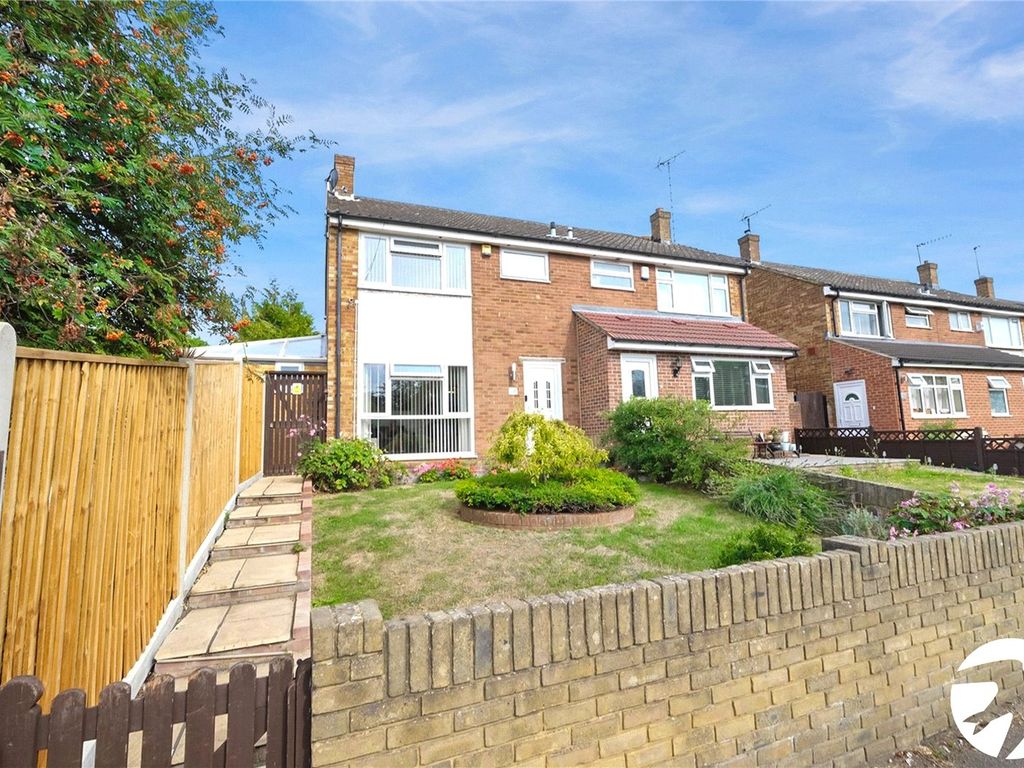 3 bed semidetached house for sale in Station Road, Greenhithe, Kent