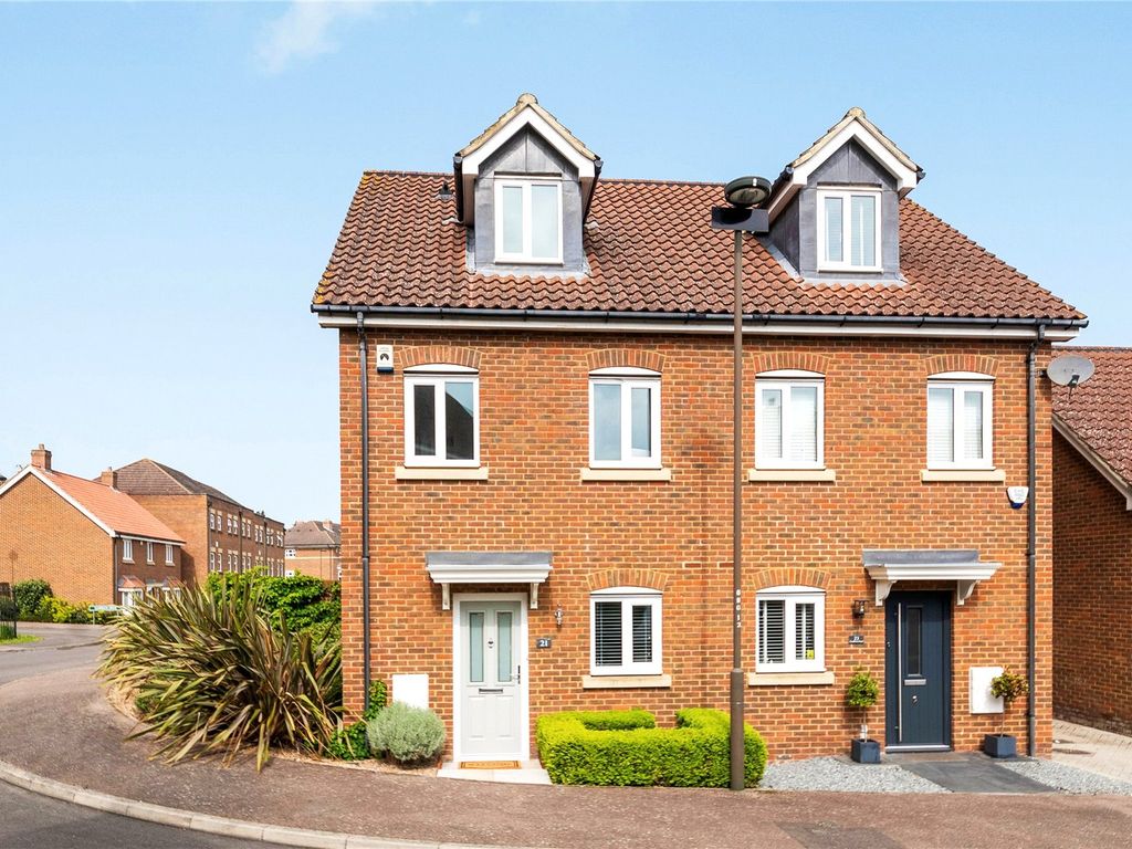 3 bed semidetached house for sale in Gardenia Road, Bickley, Kent BR1