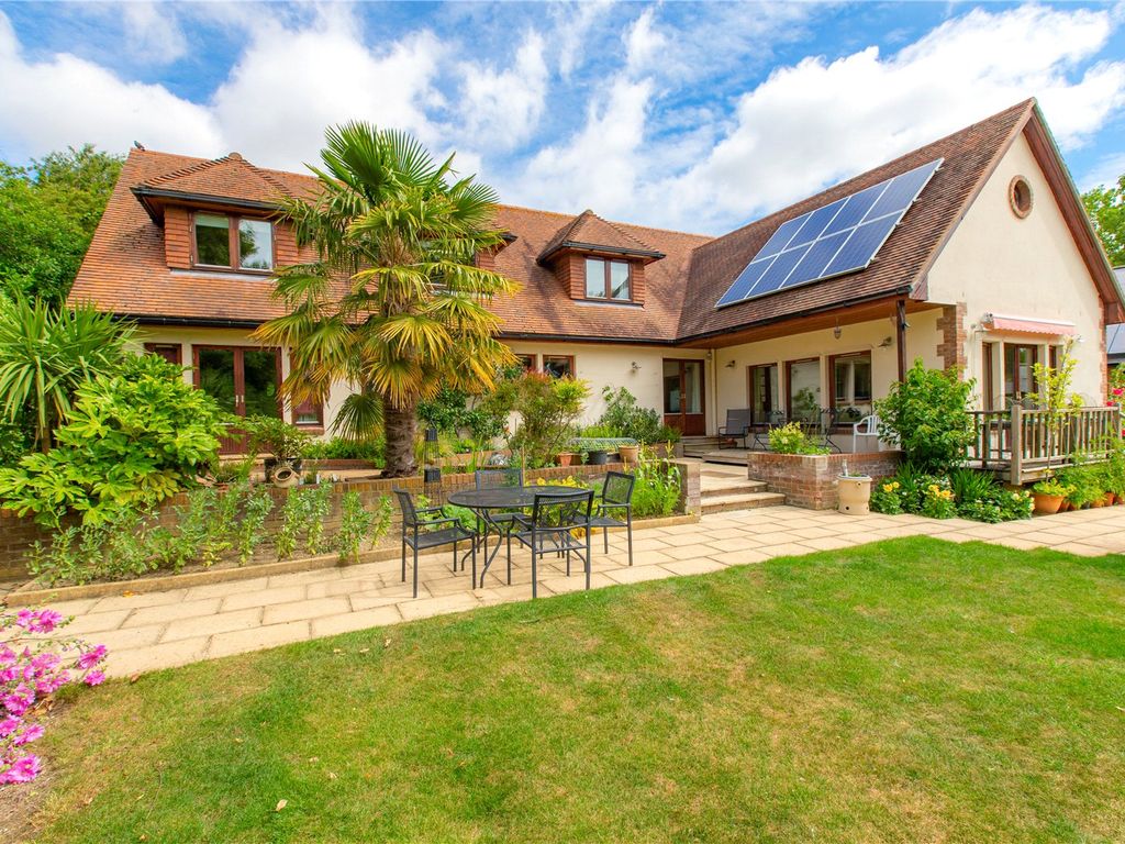 5 bed detached house for sale in Glebe Close, Toft, Cambridge CB23 Zoopla