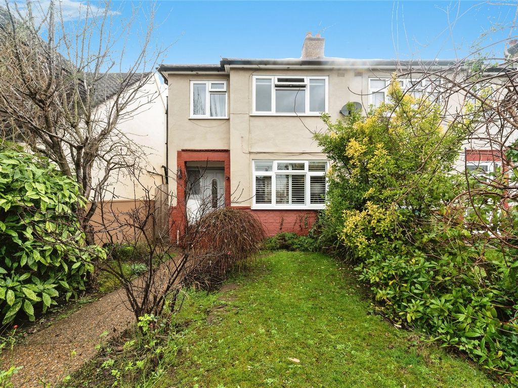 3 bed end terrace house for sale in Mount Road, Chessington, Surrey KT9