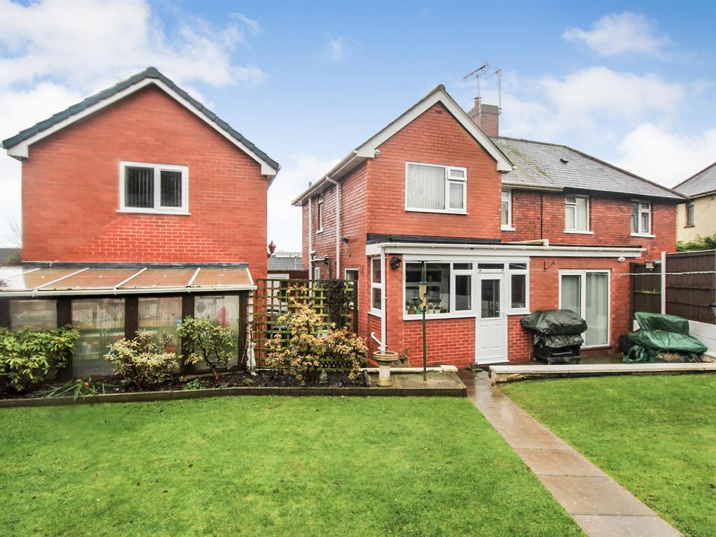 3 bed semidetached house for sale in Wats Drive, Oswestry SY11 Zoopla