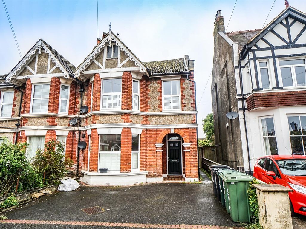 4 bed semidetached house for sale in Ashburnham Road, Hastings TN35 Zoopla