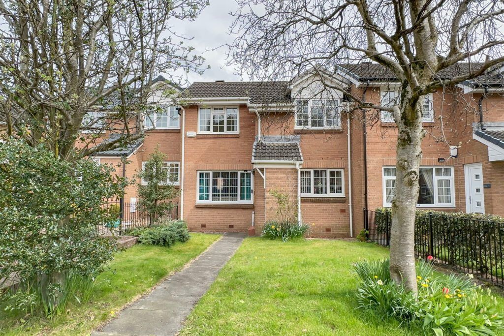 2 bed terraced house for sale in Monkscroft Court, Glasgow G11 Zoopla