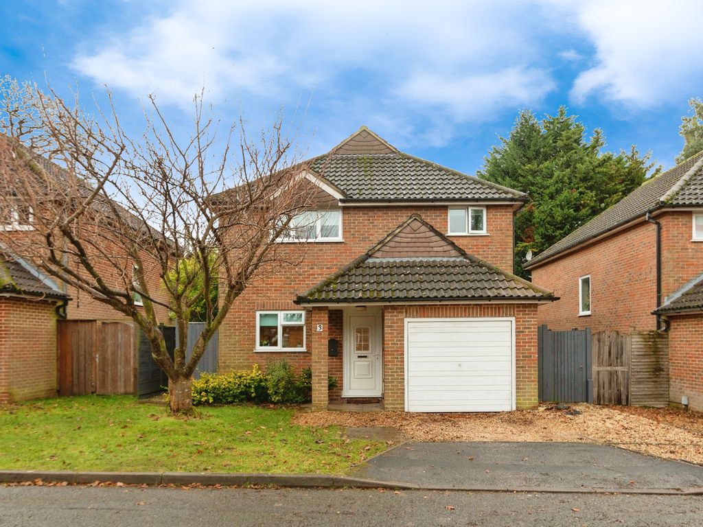 4 bed detached house for sale in St. Christophers Place, Farnborough