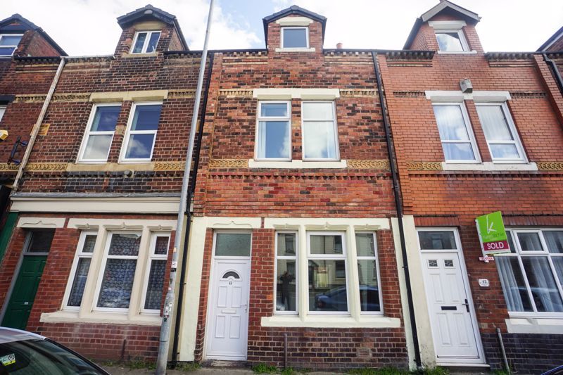 4 bed terraced house for sale in Chorley New Road, Horwich, Bolton BL6