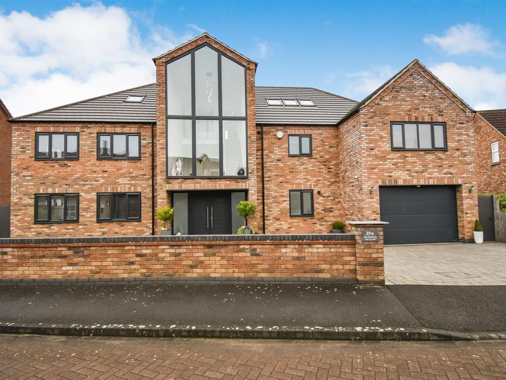 5 bed detached house for sale in The Rookery, Scotter, Gainsborough
