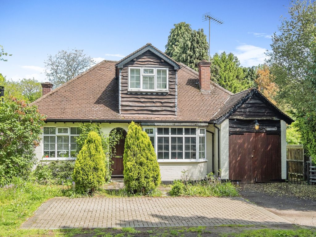 4 bed detached bungalow for sale in Lyne Close, Virginia Water GU25