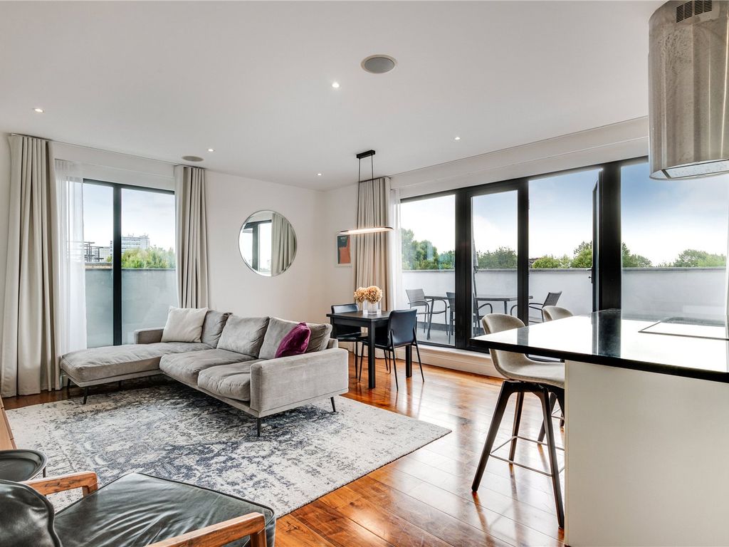 2 bed flat for sale in Tavistock Crescent, Notting Hill, London W11, £