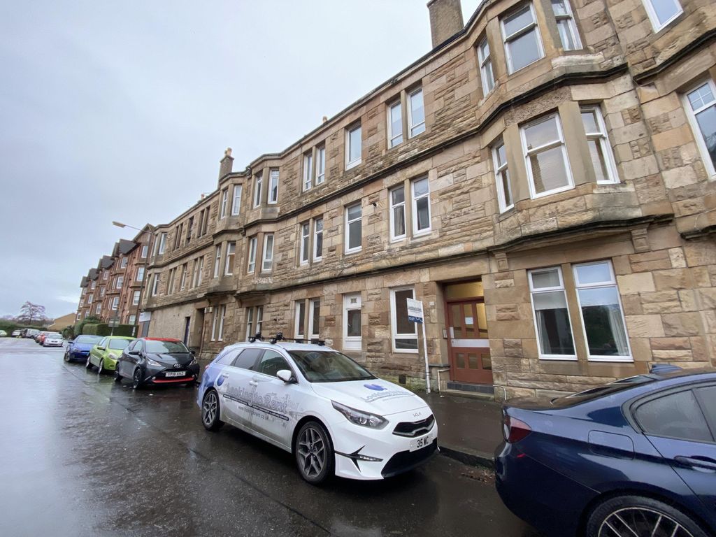 1 bed flat to rent in 34 Linden Street, Anniesland, Glasgow G13, £795