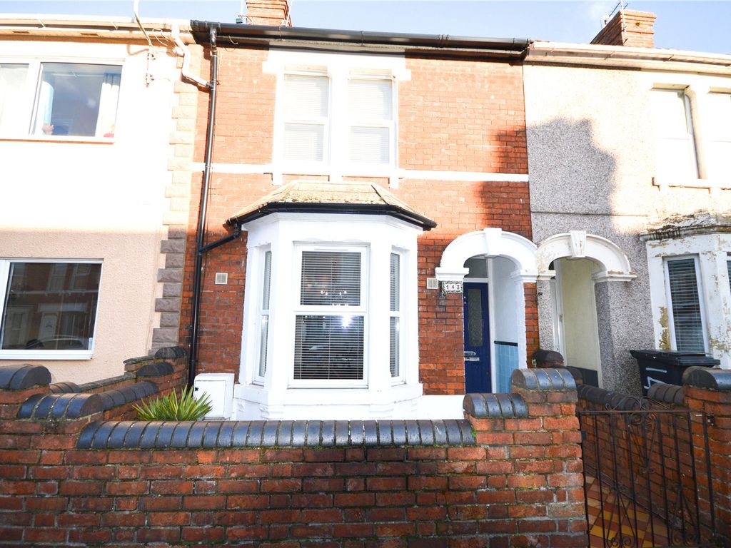 3 bed terraced house for sale in Morrison Street, Swindon, Wiltshire