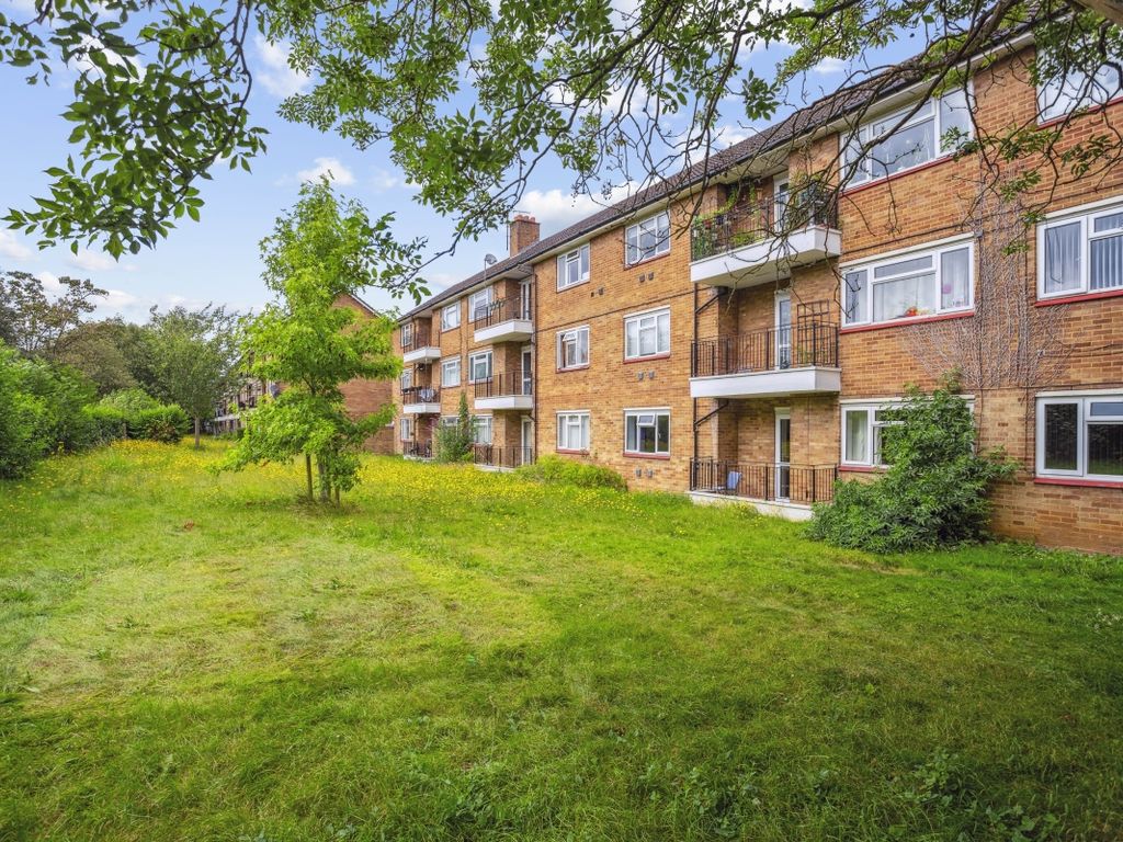 2 bed flat to rent in Banbury Road, Oxford OX2, £1,800 pcm Zoopla