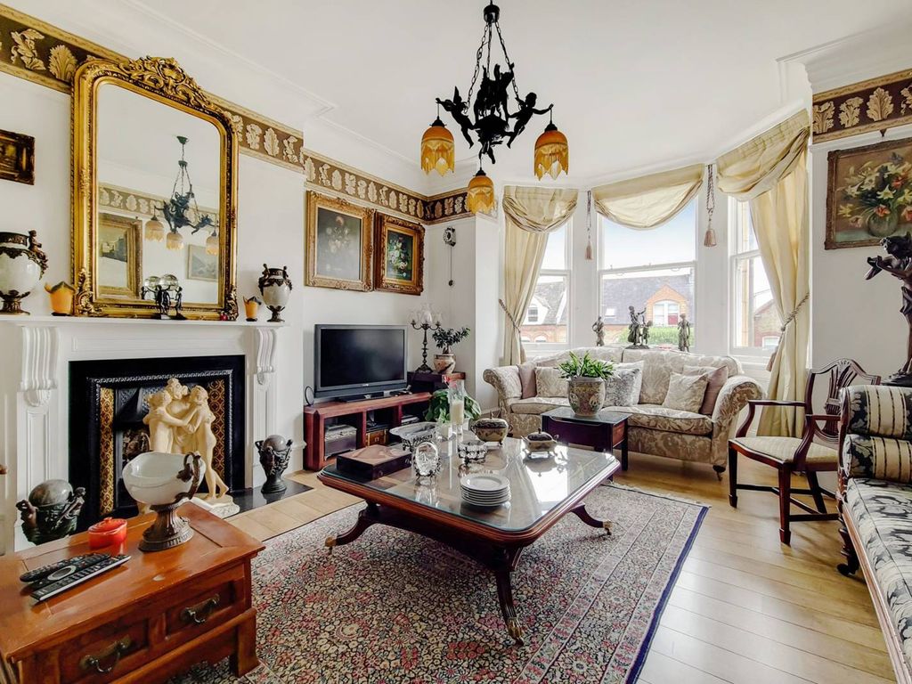 Erpingham Road, West Putney, London SW15