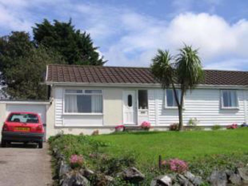 3 bed bungalow for sale in Carey Park, Helston TR13, £200,000 Zoopla