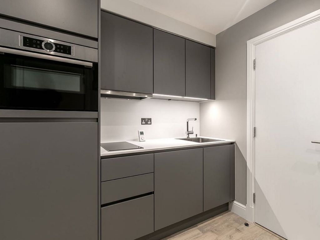 Studio to rent in Flat 14 5052 St Quintin Avenue, London W10 Zoopla