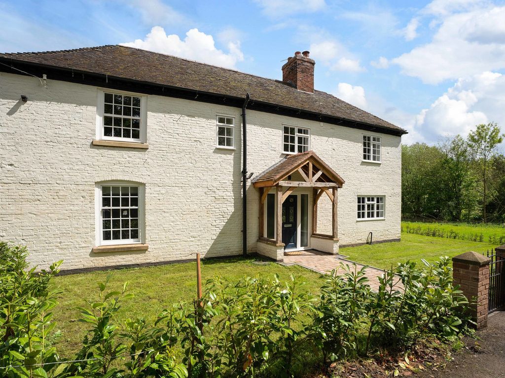 4 bed detached house for sale in Sinton Lane, Ombersley, Worcestershire