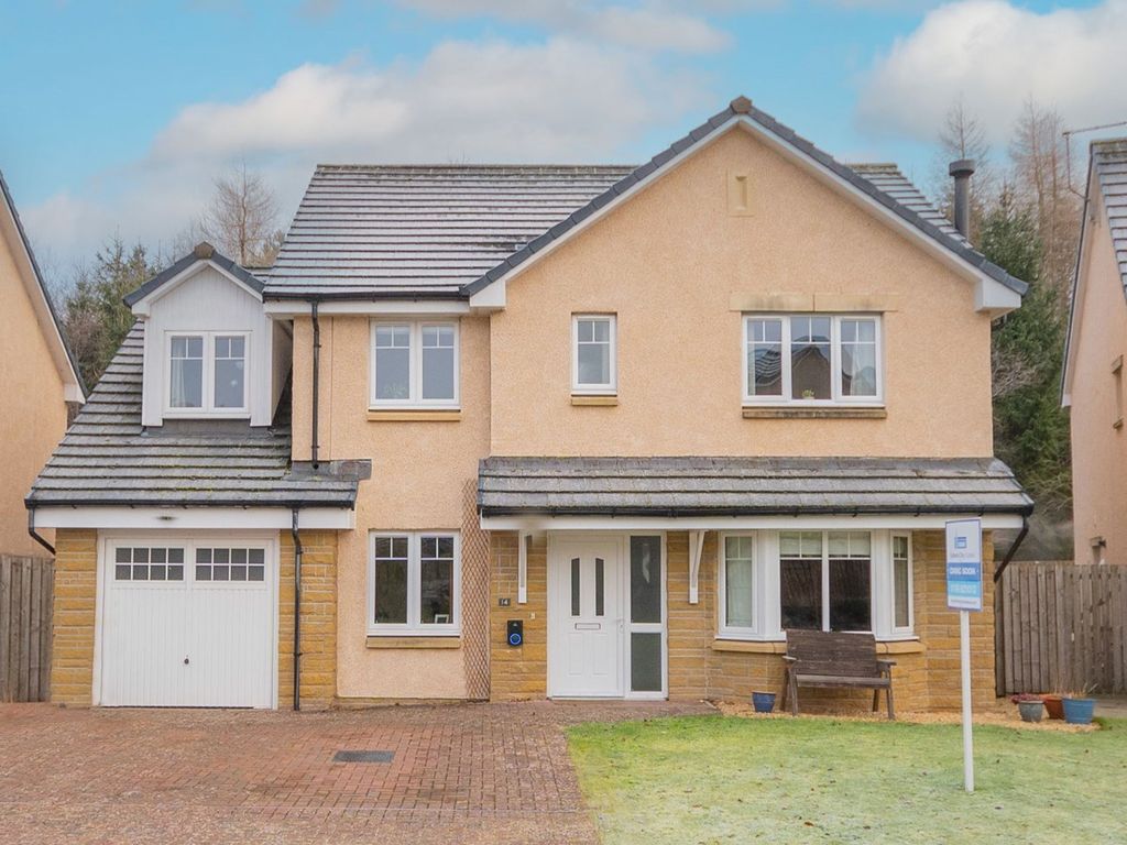 5 bed detached house for sale in Glassingall Road, Dunblane FK15, £