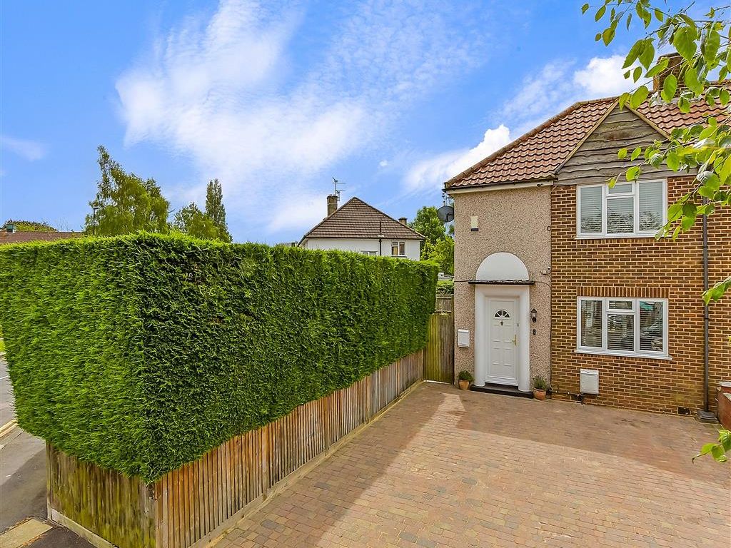 2 bed semidetached house for sale in Overbury Crescent, New Addington