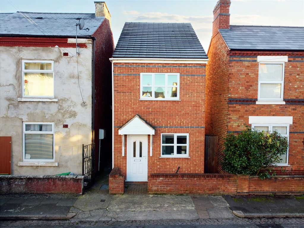 2 bed detached house for sale in Russell Street, Long Eaton, Nottingham