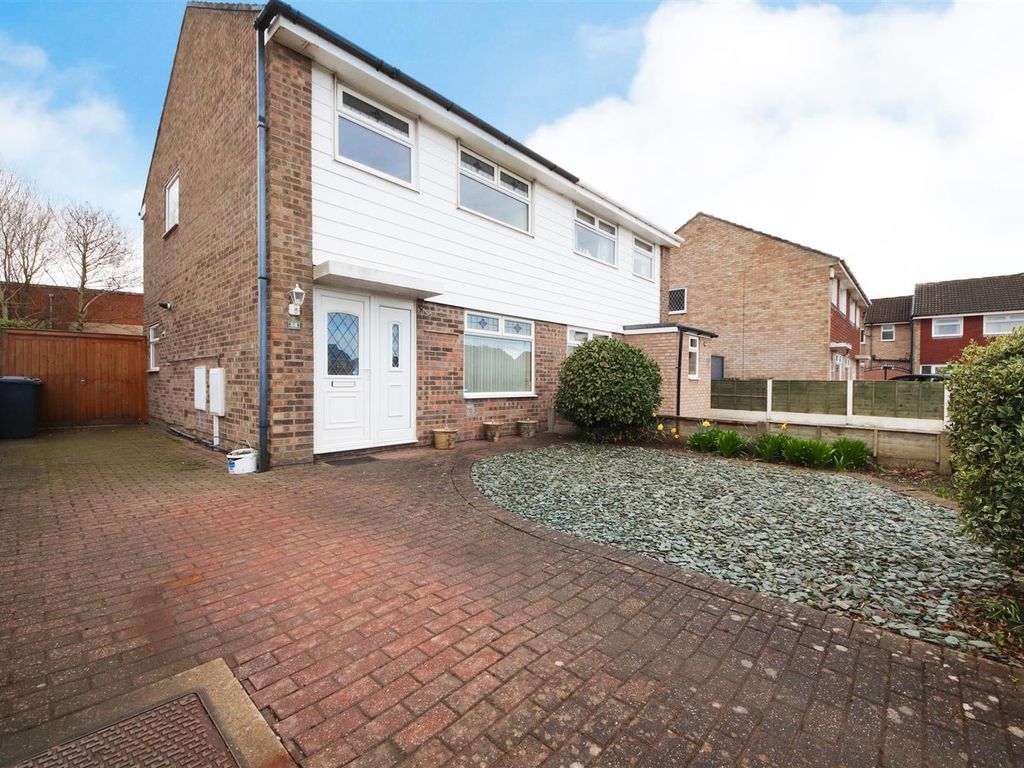 3 bed semidetached house for sale in Coyford Drive, Marshside