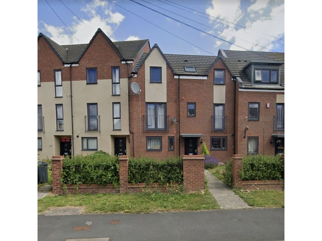 4 bed terraced house for sale in Sams Lane, West Bromwich B70 Zoopla