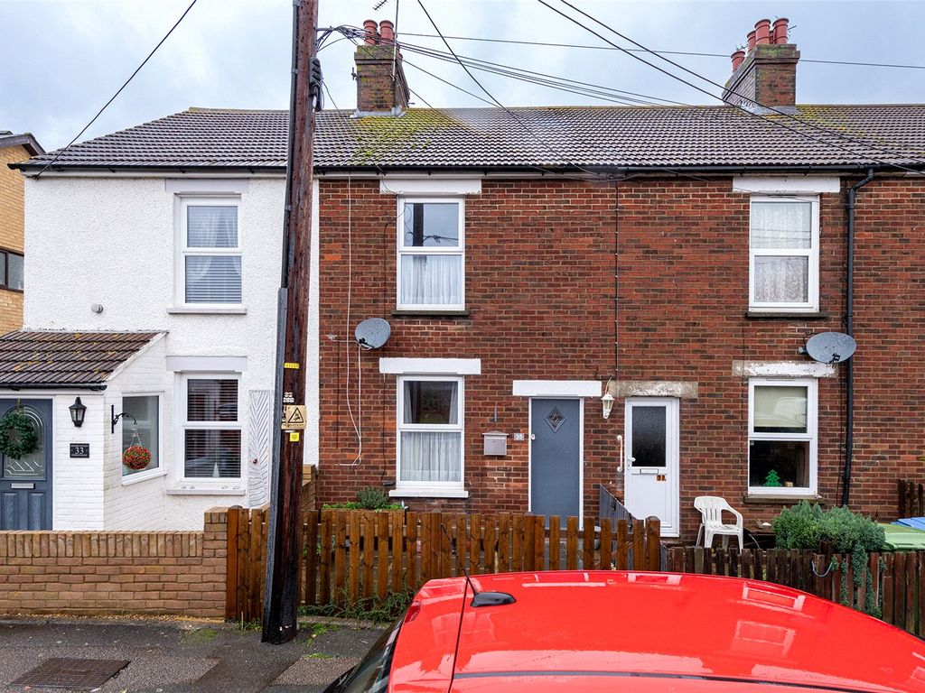 3 bed terraced house for sale in Church Road, Murston, Sittingbourne