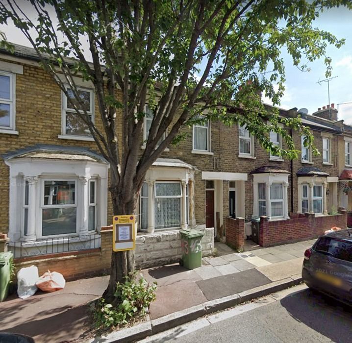 3 bed terraced house to rent in 3 Bedroom House, Glenavon Road, London, Greater London E15 Zoopla
