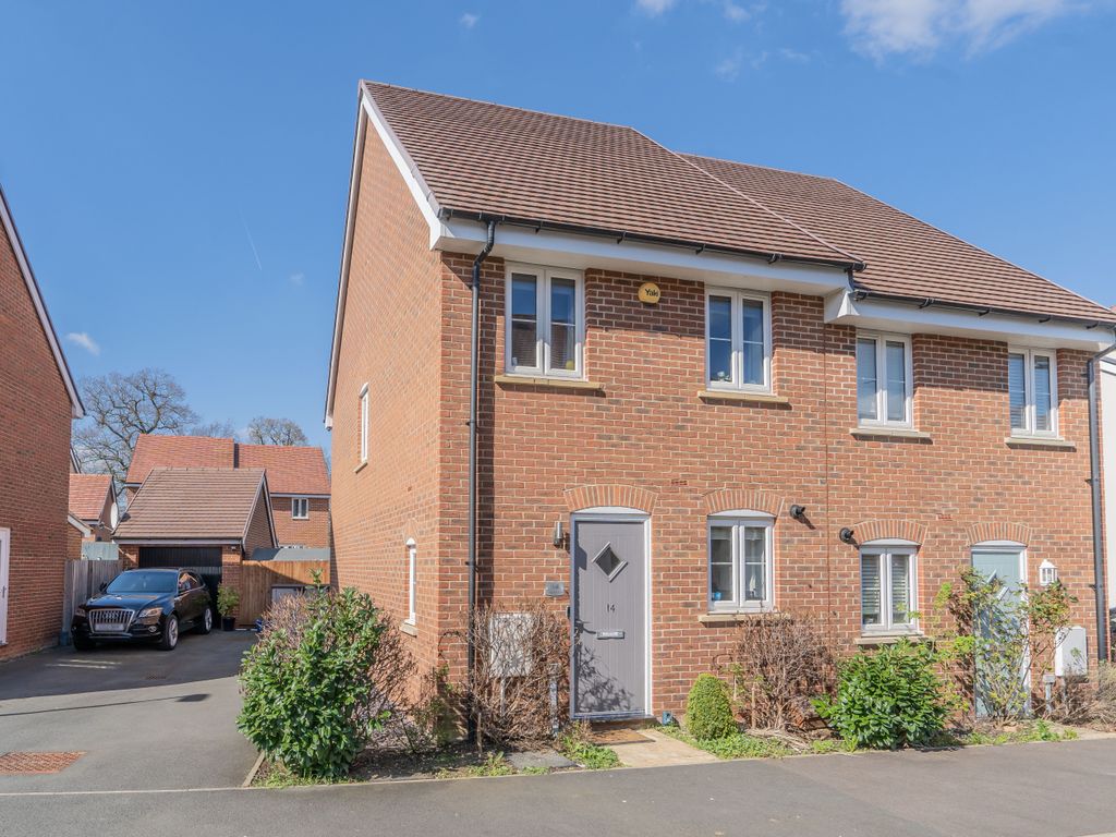 2 bed semidetached house for sale in Curacao Crescent, Newton Leys