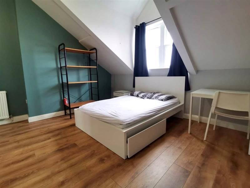 Studio to rent in Bearwood Road, Bearwood, Smethwick B66 Zoopla