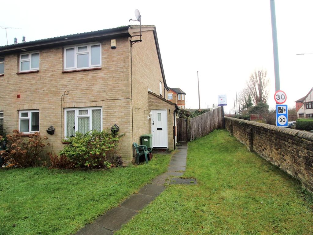 1 bed end terrace house to rent in Walker Close, Crayford, Dartford