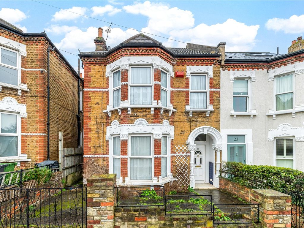 4 bed detached house for sale in Aylward Road, London SE23, £750,000 Zoopla