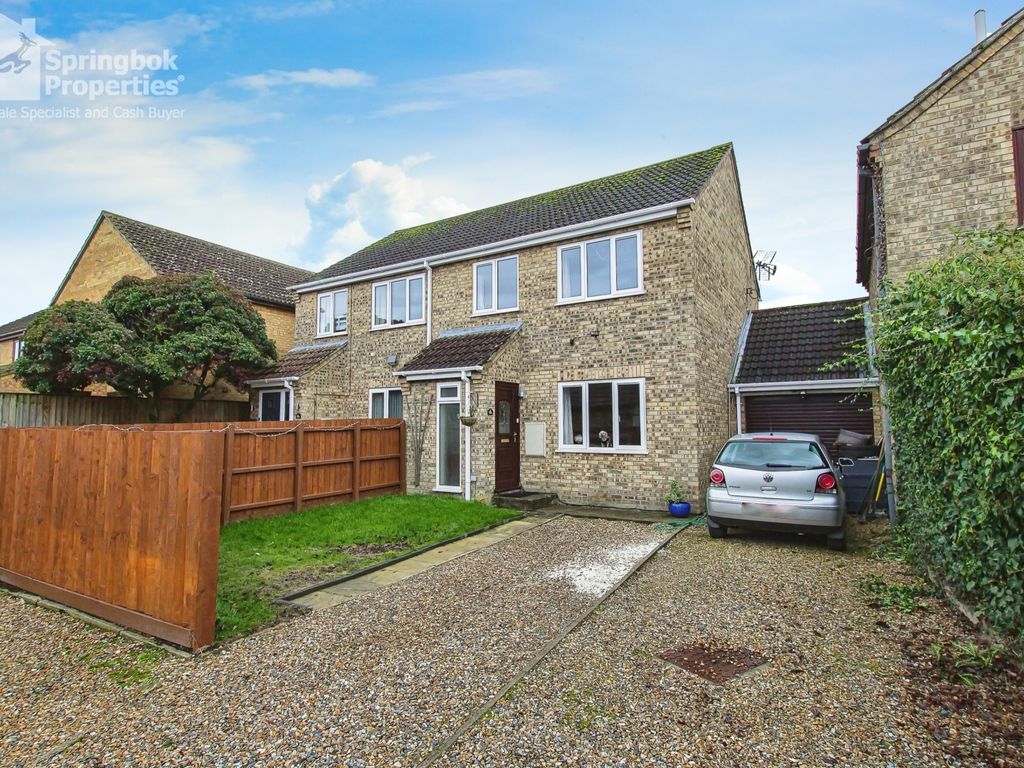 3 bed semidetached house for sale in Church Road, Bury St. Edmunds